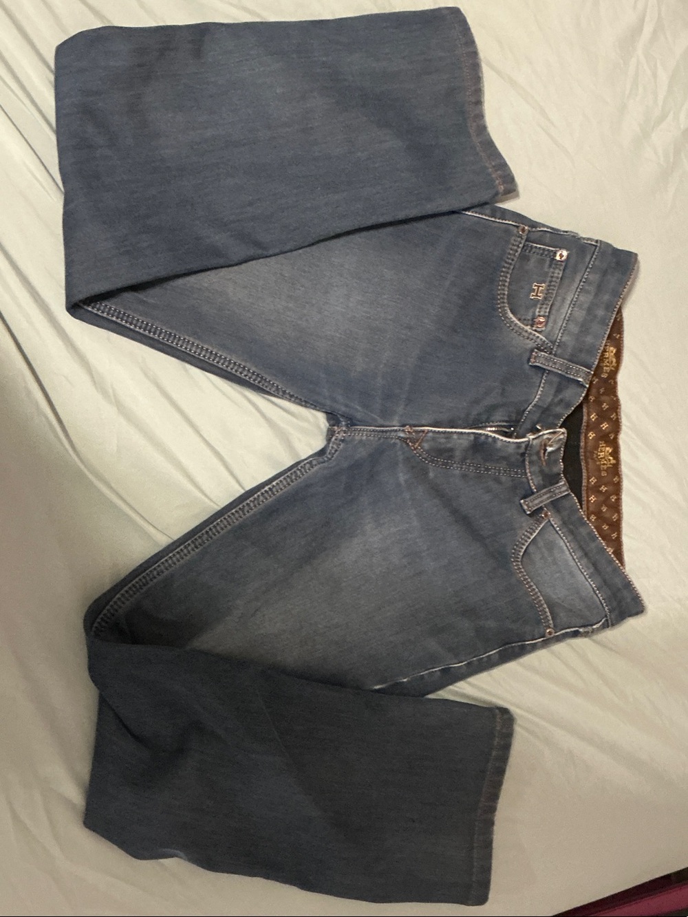Hermes’ pants